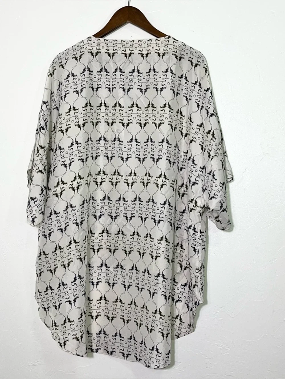 Thomas Wylde Luxury Silk Tunic Blouse Skull Celtic Cross Size M - Picture 9 of 13